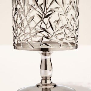 Vine Leaf Pedestal 3-Wick Candle Holder